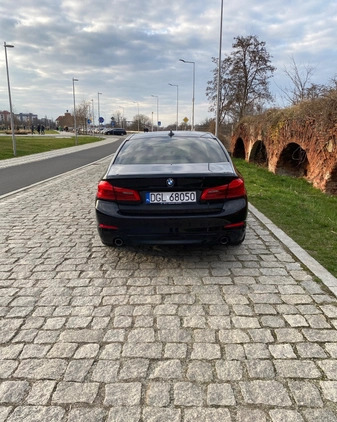 BMW Seria 5 cena 129900 przebieg: 119000, rok produkcji 2017 z Głogów małe 56